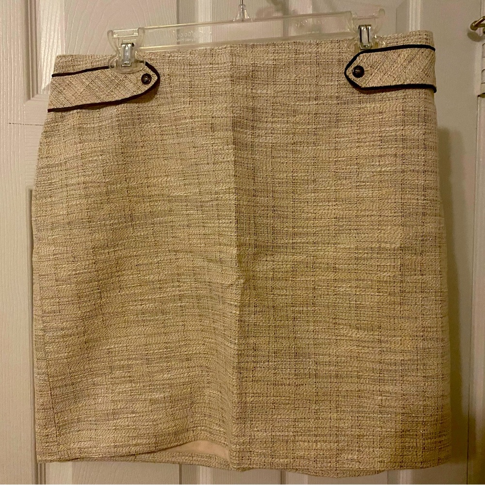 White House Black Market Skirt